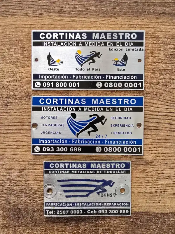 Equipo de instalación de Grupo Maestro, fábrica de cortinas metálicas, que atiende Progreso